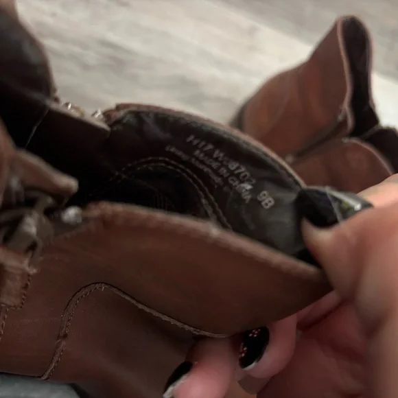 SOLD - Picture 7 of 7